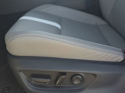 New 2026 Toyota Camry SE image 28