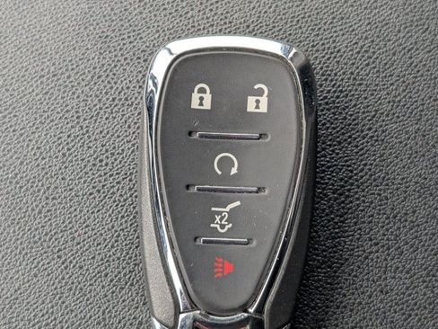 Used 2024 Chevrolet Equinox LT image 28