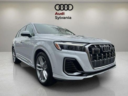 Certified 2025 Audi Q7 3.0T Premium Plus w/ Premium Plus Package image 1