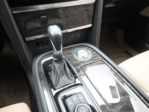 Used 2023 Nissan Armada Platinum w/ Captain's Chairs Package image 18