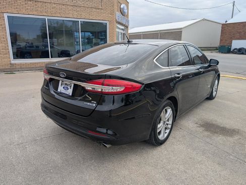 Used 2018 Ford Fusion SE w/ Equipment Group 602A image 6