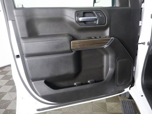 Used 2020 Chevrolet Silverado 1500 RST AWD/4WD image 19