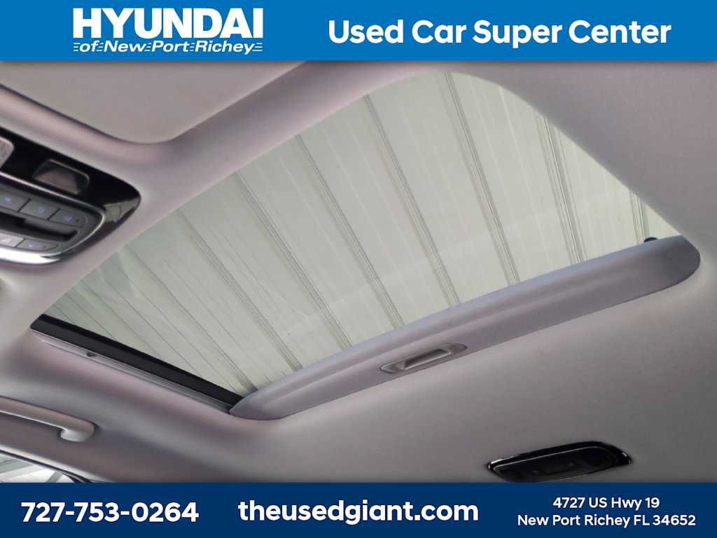 Certified 2024 Hyundai Palisade SEL FWD image 24