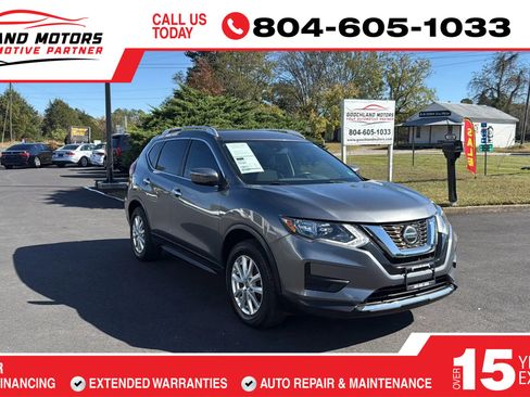 Used 2020 Nissan Rogue SV image 1
