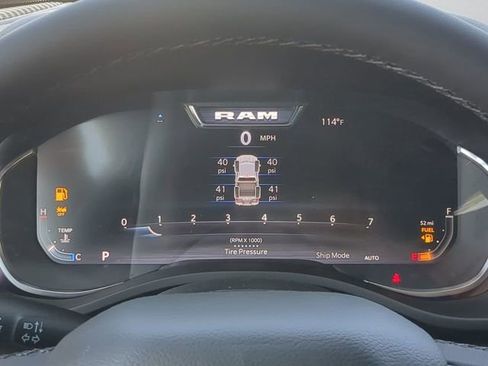 New 2026 RAM 1500 4x4 Crew Cab image 32