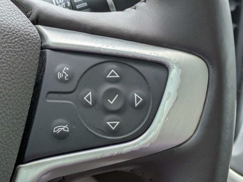Used 2018 GMC Acadia SLT FWD image 33