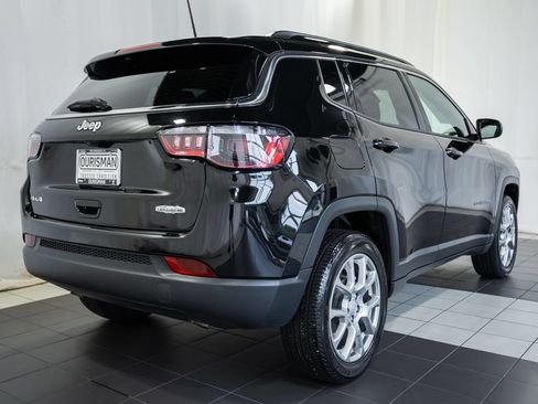 Certified 2023 Jeep Compass Latitude AWD/4WD image 4
