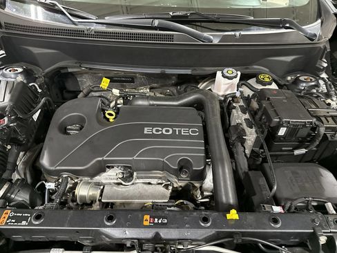 Used 2022 Chevrolet Equinox LT FWD image 24