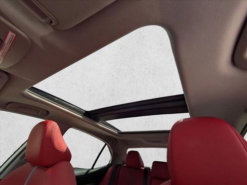 Used 2022 Toyota Camry XSE w/ Navigation Package FWD image 16