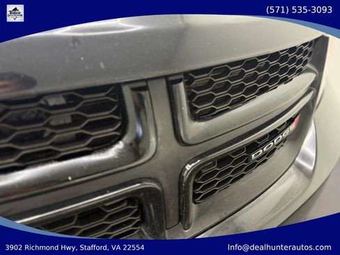 Used 2019 Dodge Journey SE w/ Blacktop Package FWD image 9