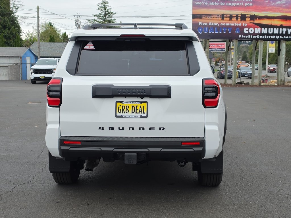 New 2026 Toyota 4Runner SR5 AWD/4WD image 8