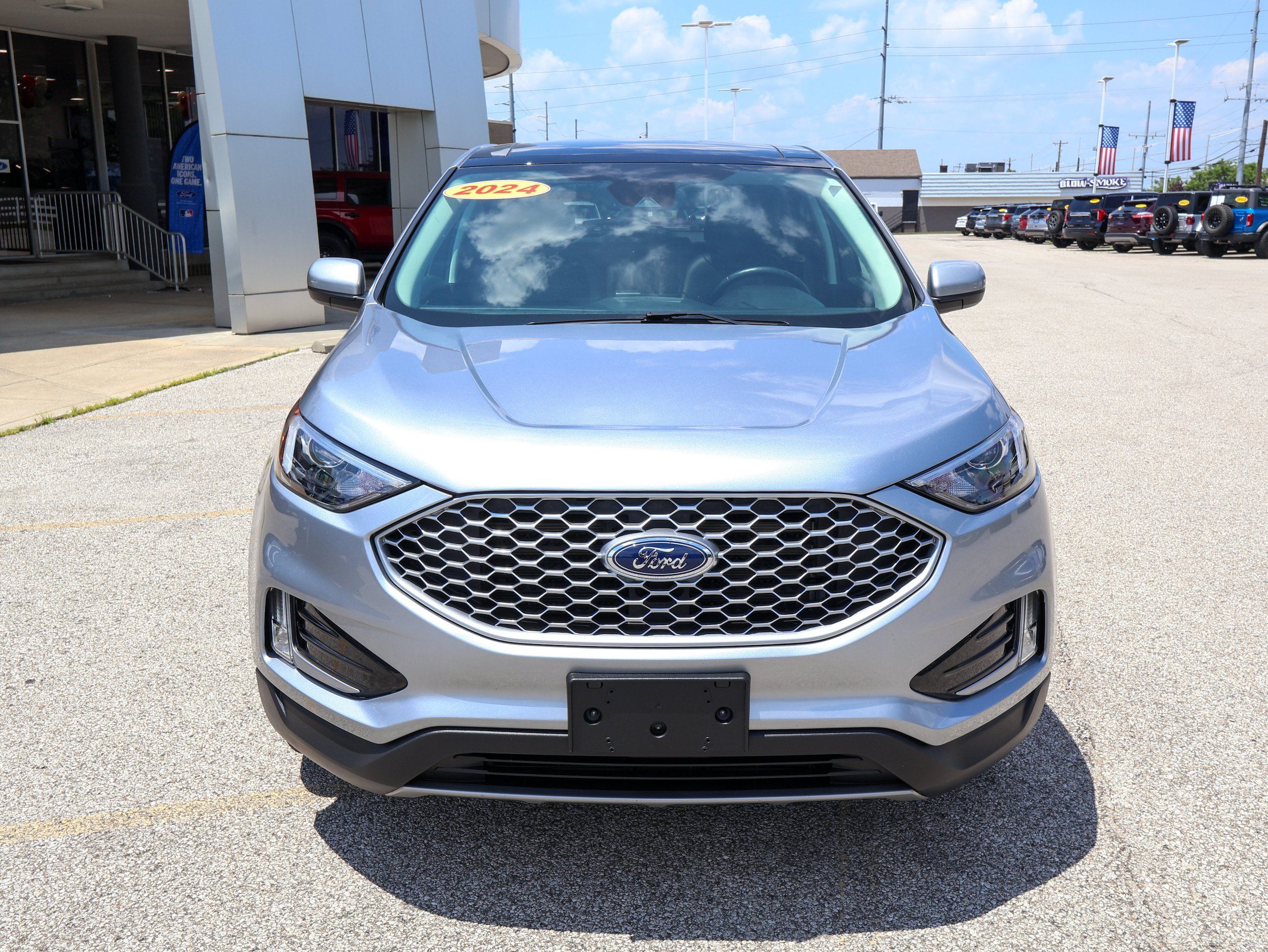 Used 2024 Ford Edge SEL w/ Convenience Package AWD/4WD image 8