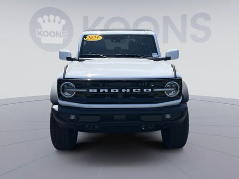 New 2025 Ford Bronco Outer Banks w/ Sasquatch Package AWD/4WD image 19