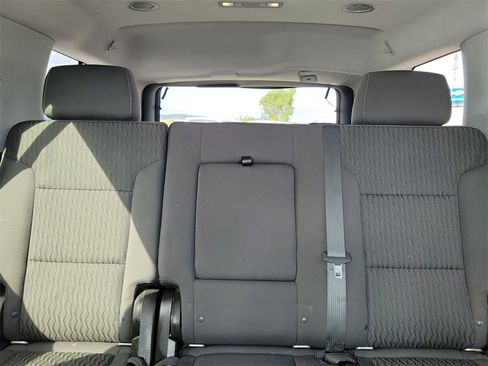 Used 2018 Chevrolet Tahoe LS image 13