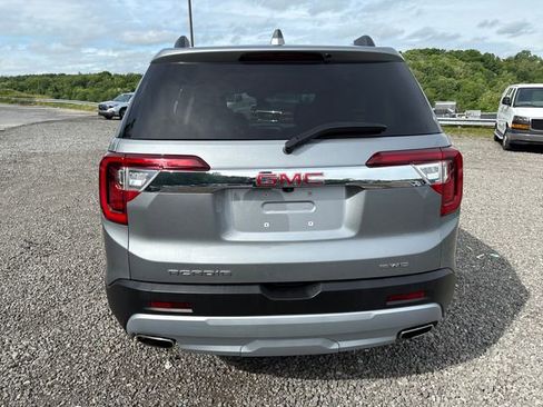 Used 2023 GMC Acadia SLE w/ Driver Convenience Package AWD/4WD image 4