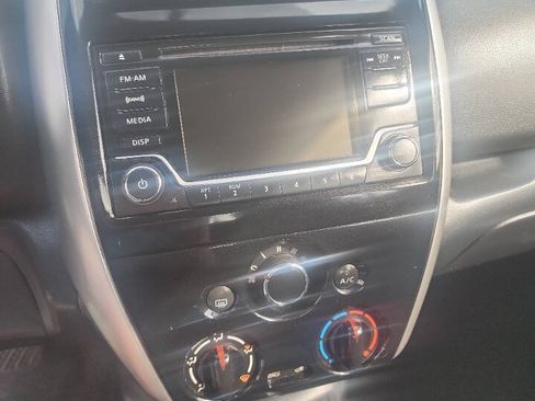 Used 2016 Nissan Versa Note SV FWD image 8