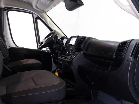 Used 2024 RAM ProMaster 2500 w/ Upfitter's Prep Package FWD image 20