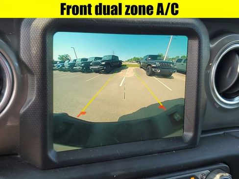 Used 2022 Jeep Gladiator Overland w/ LED Lighting Group image 21