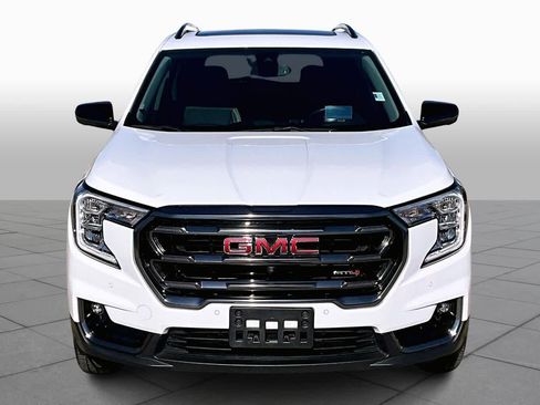 Used 2024 GMC Terrain AT4 w/ Infotainment Package II image 3