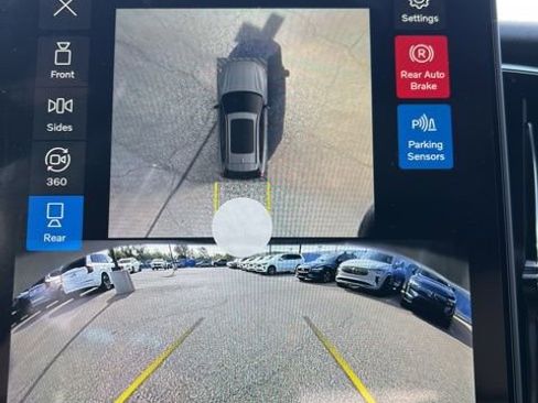 New 2026 Volvo XC60 B5 Plus w/ Protection Package Premier image 16