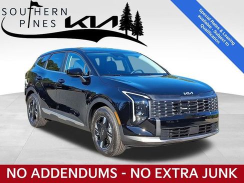 New 2026 Kia Sportage LX FWD image 1