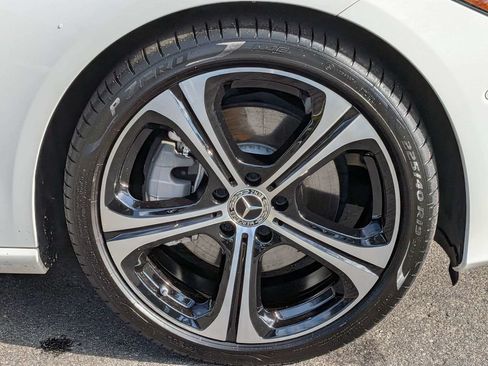 Used 2023 Mercedes-Benz C 300 Sedan image 11