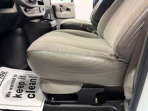 Used 2024 Chevrolet Express 3500 LT w/ LT Preferred Equipment Group RWD image 13