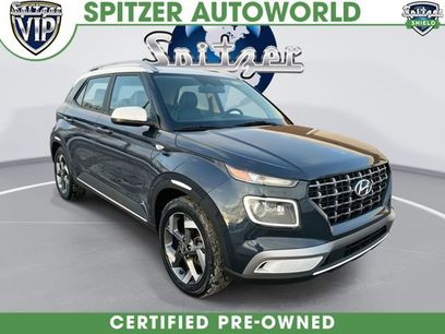 Used 2023 Hyundai Venue Limited w/ Cargo Package