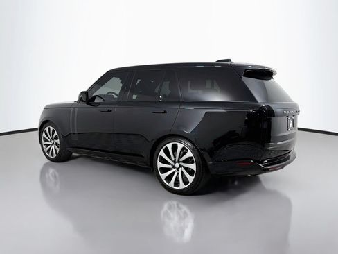 Certified 2025 Land Rover Range Rover SE AWD/4WD image 7
