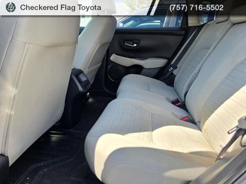 Used 2023 Honda HR-V LX image 16