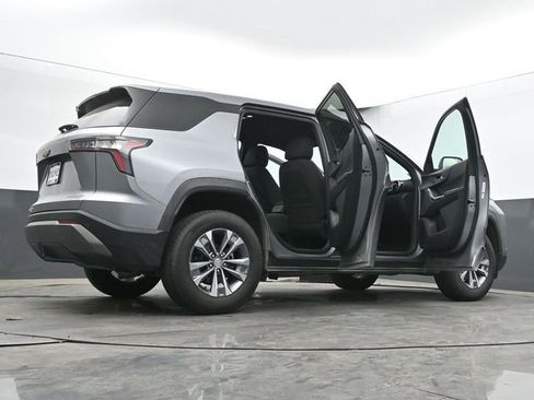 Used 2025 Chevrolet Equinox LT AWD/4WD image 73