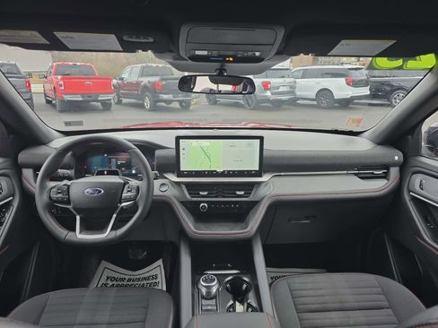 Used 2025 Ford Explorer ST-Line image 16