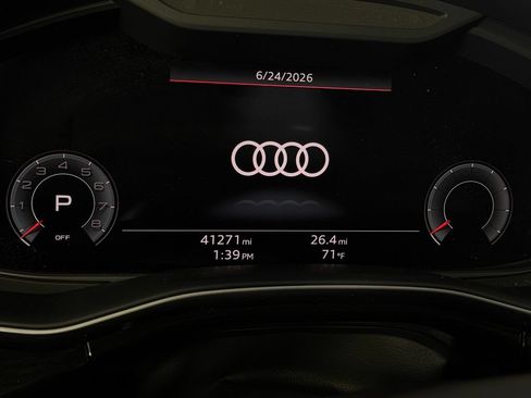 Used 2023 Audi Q8 Premium Plus w/ Premium Plus Package AWD/4WD image 18