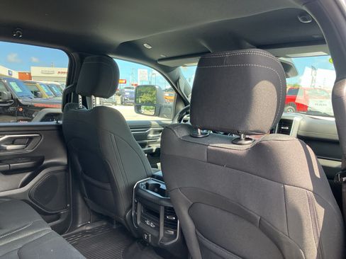 Certified 2025 RAM 1500 Big Horn AWD/4WD image 24