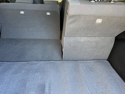 Certified 2017 Toyota RAV4 LE w/ Carpet Mat Package FWD image 20