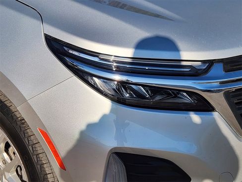 Used 2022 Chevrolet Equinox LT image 7