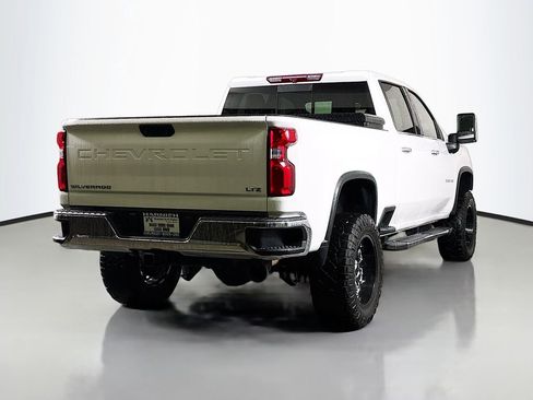 Used 2021 Chevrolet Silverado 2500 LTZ image 8