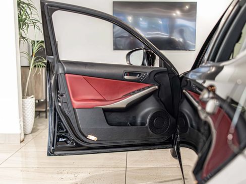 Used 2018 Lexus IS 350 AWD image 33
