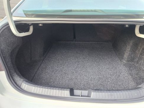 Certified 2024 Volkswagen Jetta Sport image 17