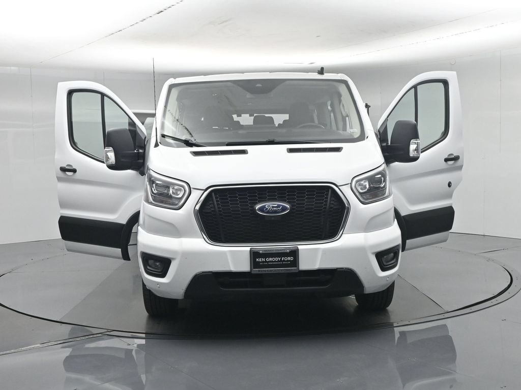 Used 2023 Ford Transit 350 XLT RWD image 28