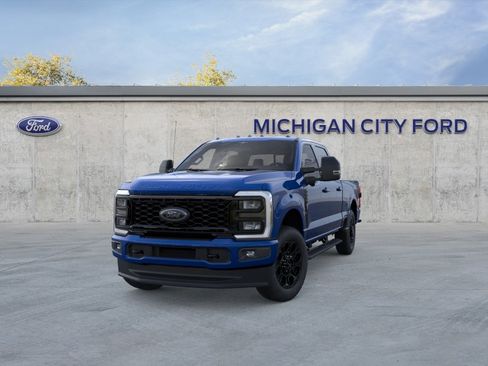 New 2026 Ford F250 XLT w/ XLT Premium Package AWD/4WD image 2