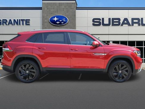 Used 2022 Volkswagen Atlas Cross Sport SE AWD/4WD image 14