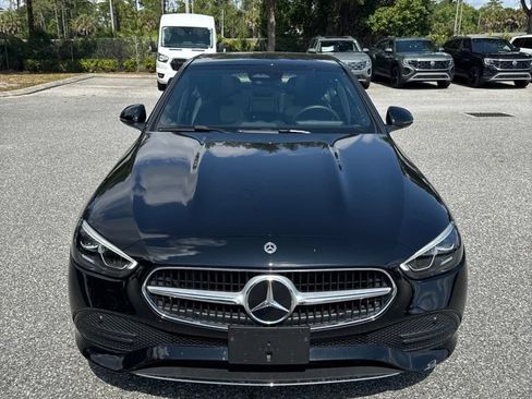 Used 2025 Mercedes-Benz C 300 4MATIC Sedan image 3