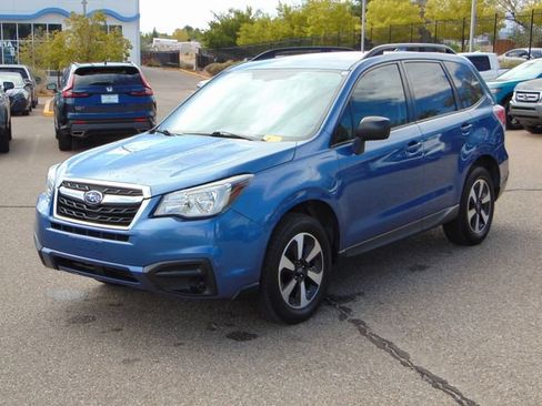 Used 2017 Subaru Forester 2.5i w/ Alloy Wheel Package AWD/4WD image 8