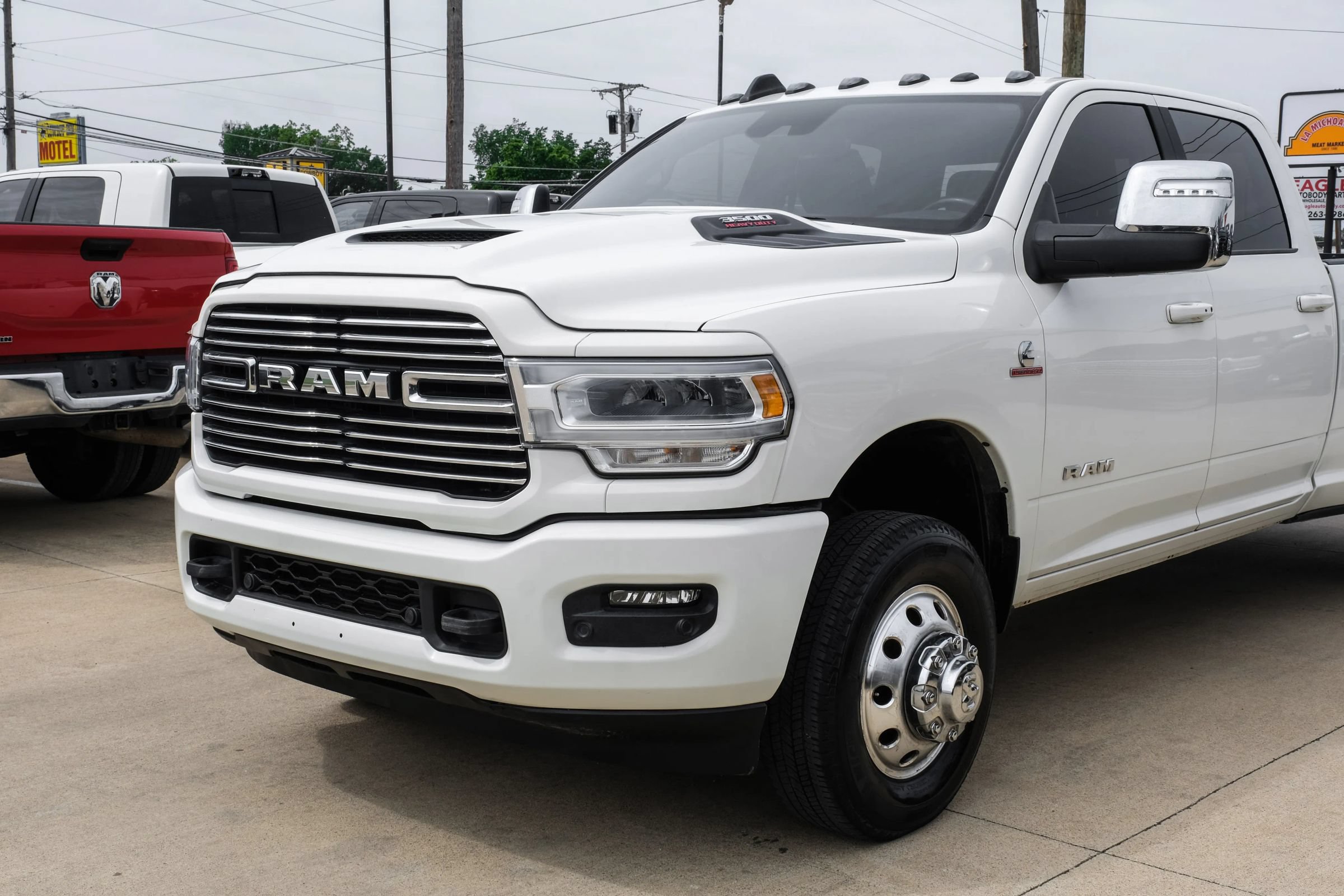 Used 2024 RAM 3500 Laramie w/ Sport Appearance Package AWD/4WD image 9