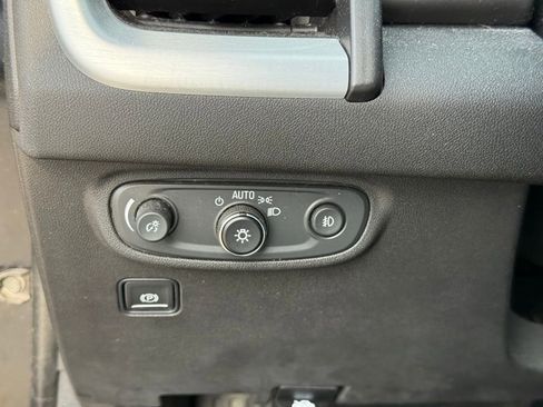 Used 2020 GMC Terrain SLT w/ Preferred Package image 18