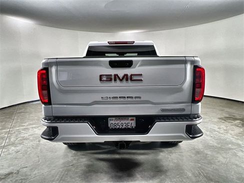 Used 2025 GMC Sierra 1500 Elevation image 7