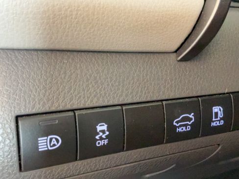 Certified 2023 Toyota Camry LE FWD image 19