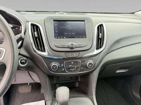 Used 2022 Chevrolet Equinox LT w/ LPO, Floor Liner Package image 11