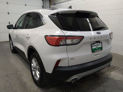 Used 2021 Ford Escape SE w/ Convenience Package AWD/4WD image 5